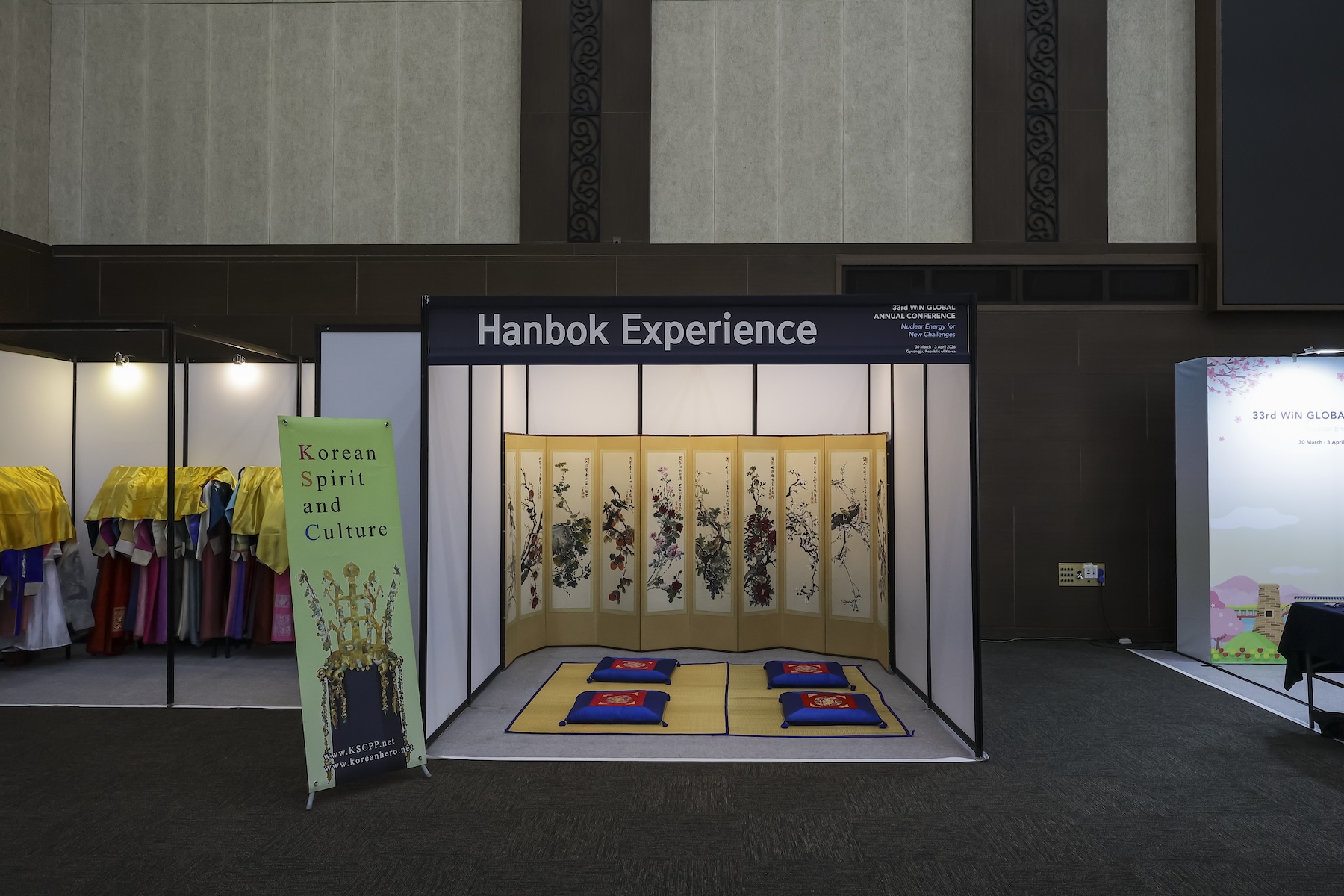 33rd WIN  CONFERENCE_07. Exhibition_0016.jpg
